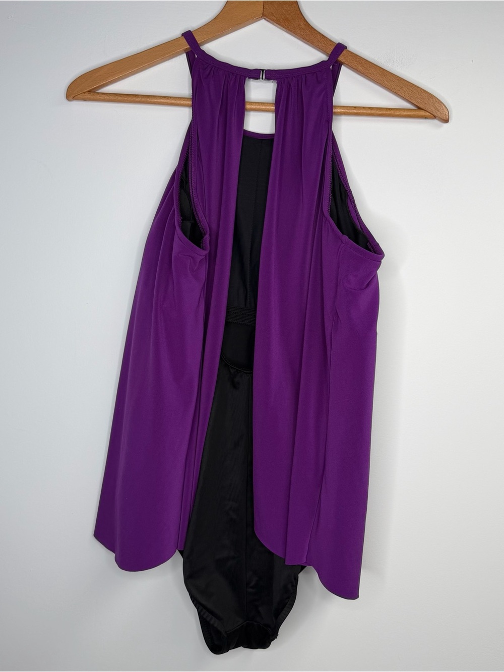 Magicsuit Women's Amethyst Aubrey One Piece Swimsuit size 14 - Picture 6 of 9